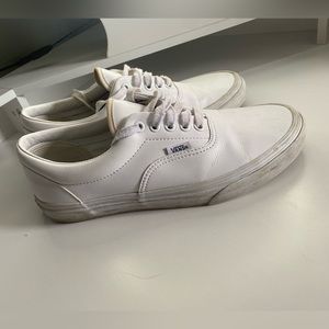 Women’s 9.5/Men’s 8 white leather vans